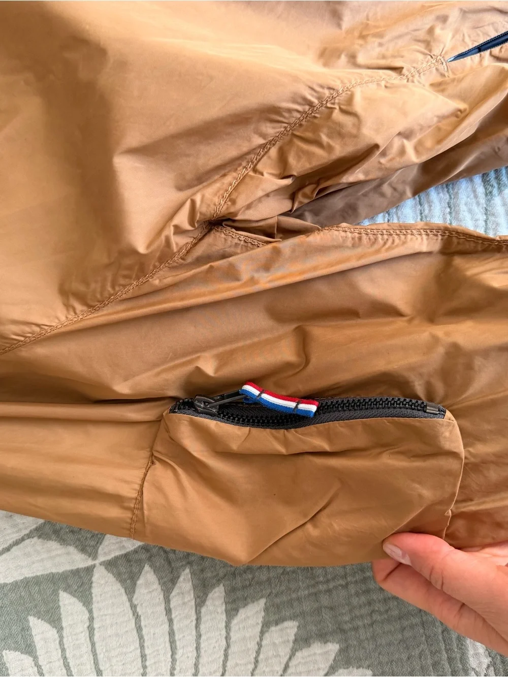COLMAR Originals Men's Light Brown Windbreaker / Rain Jacket - Size 52 - Picture 4 of 6